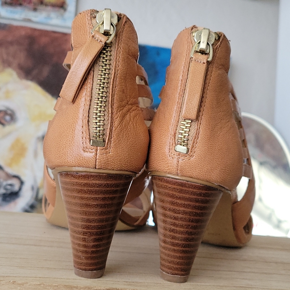 Nine West 2.5" heel Leather Shoes - Picture 3 of 5